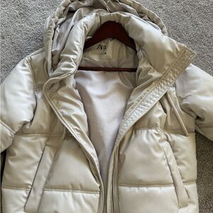 Zara Off-White Hooded Puffer Jacket
